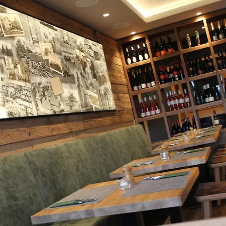 Waldschlosschen Wattenbach