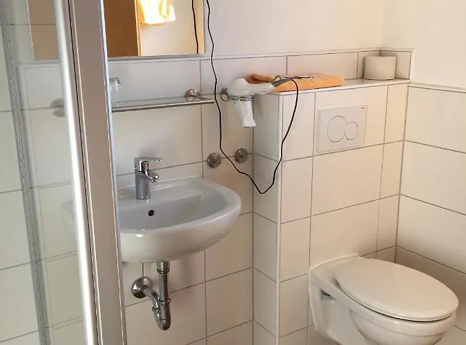 Waldschlosschen Inn *