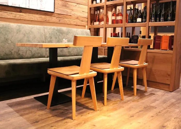 Waldschlosschen Wattenbach